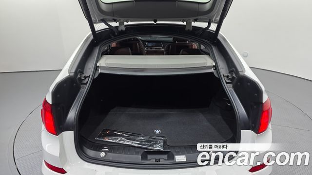 BMW 5 Series GT (F07) GT 2011 — фото 20