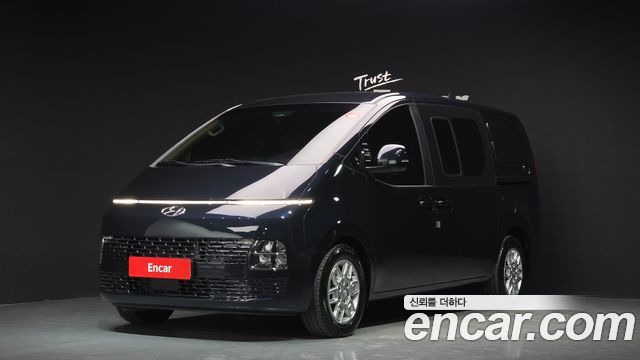 Hyundai Staria Cargo 5-Seater Modern 2023 — фото 1