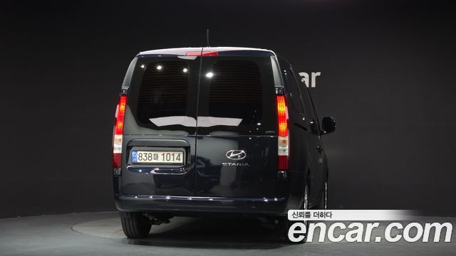 Hyundai Staria Cargo 5-Seater Modern 2023 — фото 4