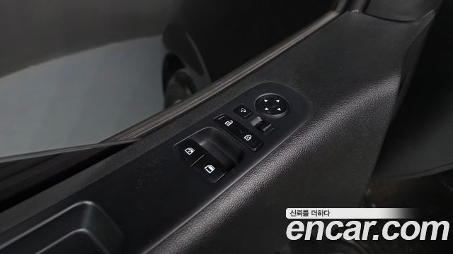 Hyundai Staria Cargo 5-Seater Modern 2023 — фото 27