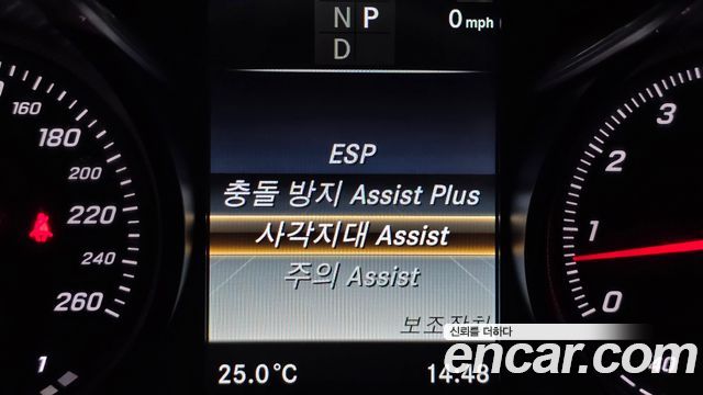 Mercedes-Benz C-Class (W205) C200 Cabriolet 2017 — фото 20
