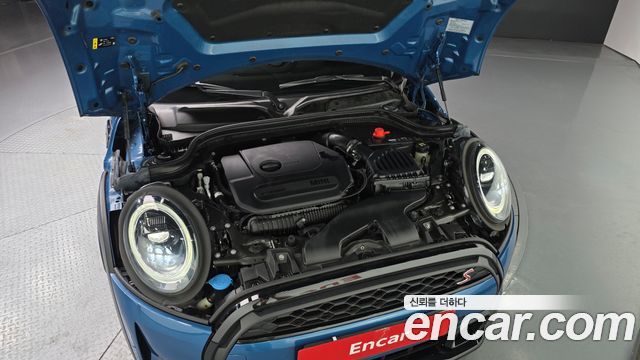 MINI Cooper S Classic Launch Pack Third Generation 2022 — фото 6