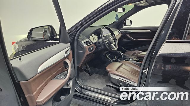 BMW X1 (F48) xDrive 20i M Sport 2022 — фото 10