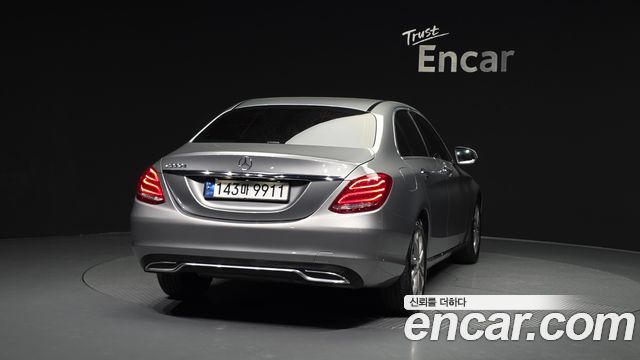 Mercedes-Benz C-Class (W205) C220 d Avantgarde 2016 — фото 4