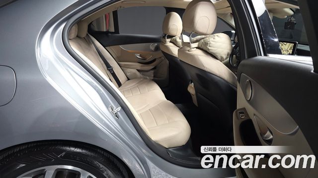 Mercedes-Benz C-Class (W205) C220 d Avantgarde 2016 — фото 12