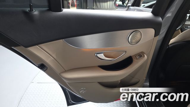 Mercedes-Benz C-Class (W205) C220 d Avantgarde 2016 — фото 25