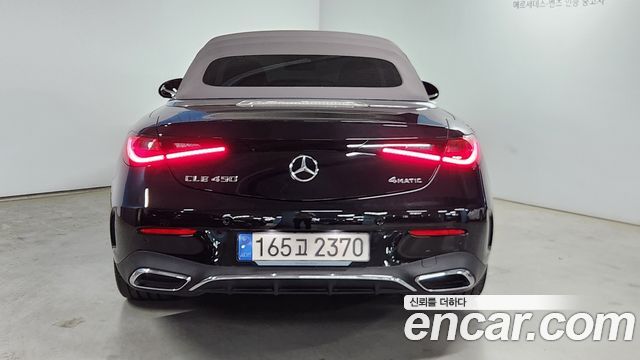 Mercedes-Benz CLE-Class (C236) CLE450 4MATIC Cabriolet 2024 — фото 4