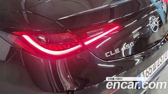 Mercedes-Benz CLE-Class (C236) CLE450 4MATIC Cabriolet 2024 — фото 23