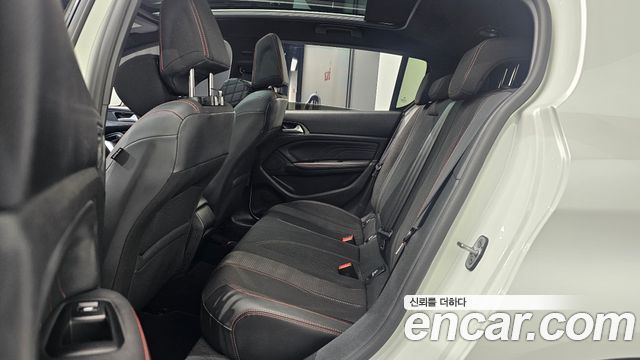 Peugeot 308 (II) 1.5 BlueHDi GT Line 2019 — фото 12