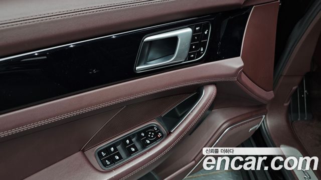 Porsche Panamera (971) 3.0 AWD 2018 — фото 18