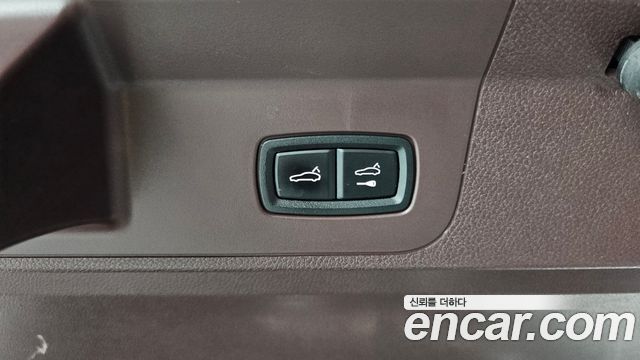 Porsche Panamera (971) 3.0 AWD 2018 — фото 31