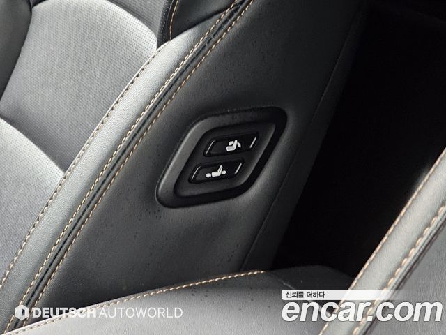 KG Mobility (SsangYong) Torres Gasoline 1.5 2WD TV7 2025 — фото 21