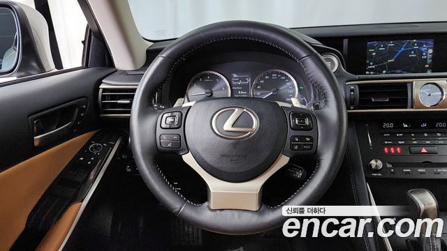 Lexus IS300 Supreme 2019 — фото 17