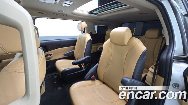 Kia Carnival (IV) Diesel 9-Seater Noblesse 2021 — фото 12