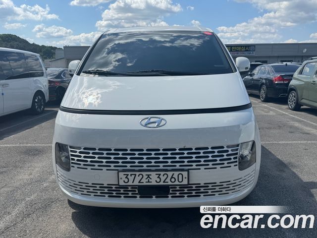 Hyundai Staria disability support car 2022 — фото 3