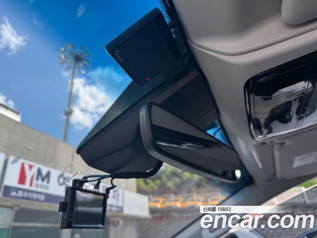 Hyundai Staria disability support car 2022 — фото 20