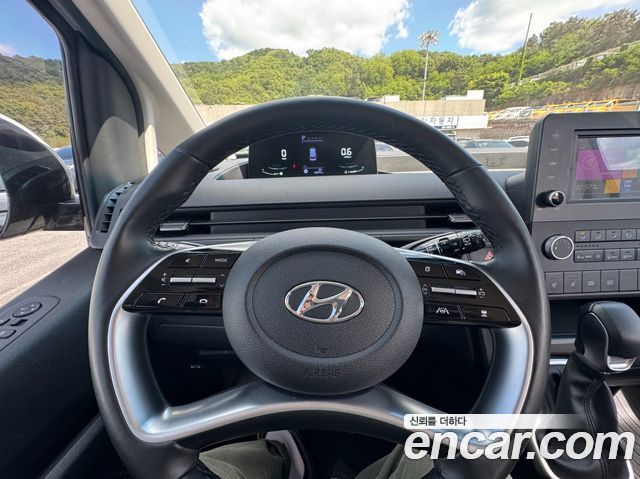 Hyundai Staria disability support car 2022 — фото 22