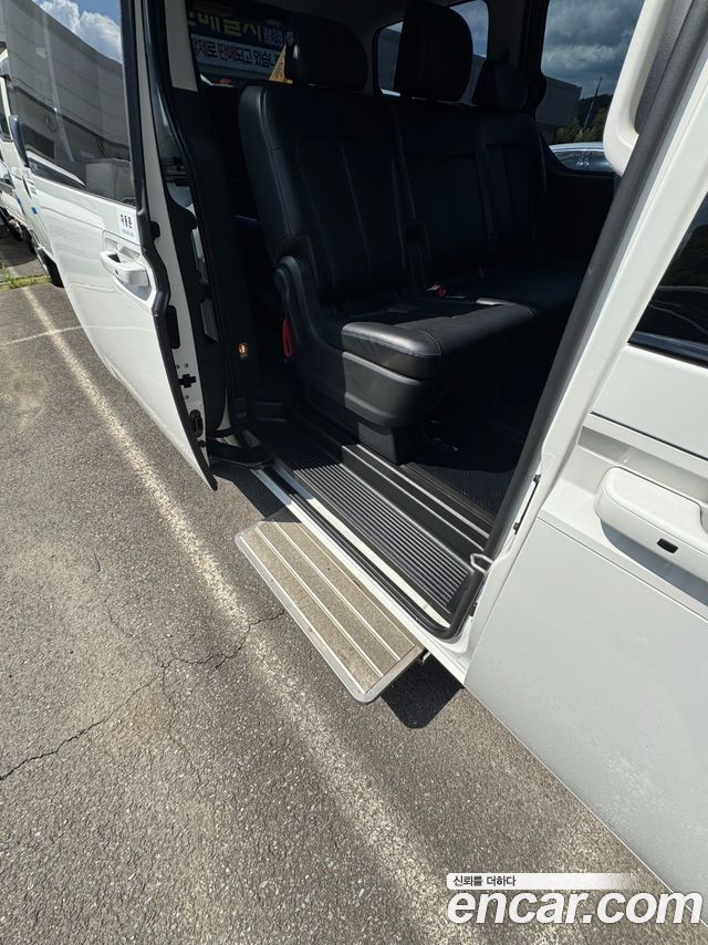 Hyundai Staria disability support car 2022 — фото 24