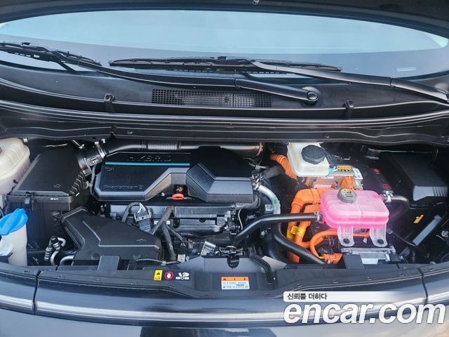 Hyundai Staria HEV 1.6 Cargo 3-Seater Modern 2025 — фото 15