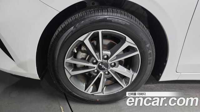 Kia K3 (II) 1.6 Prestige 2022 — фото 5