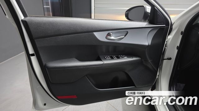 Kia K3 (II) 1.6 Prestige 2022 — фото 24