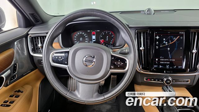 Volvo S90 T5 Inscription 2018 — фото 13