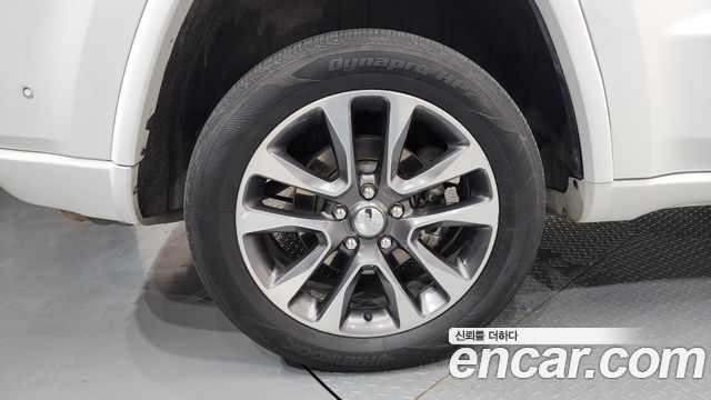 Jeep Grand Cherokee 3.0 Diesel Overland WK2 2018 — фото 5
