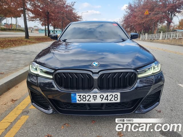 BMW 5 Series (G30) 530i xDrive M Sport Package 2023 — фото 3