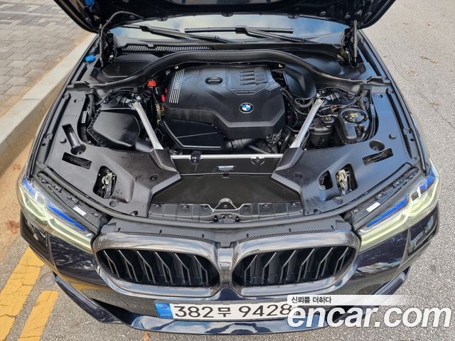 BMW 5 Series (G30) 530i xDrive M Sport Package 2023 — фото 6