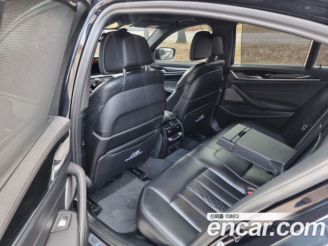 BMW 5 Series (G30) 530i xDrive M Sport Package 2023 — фото 9