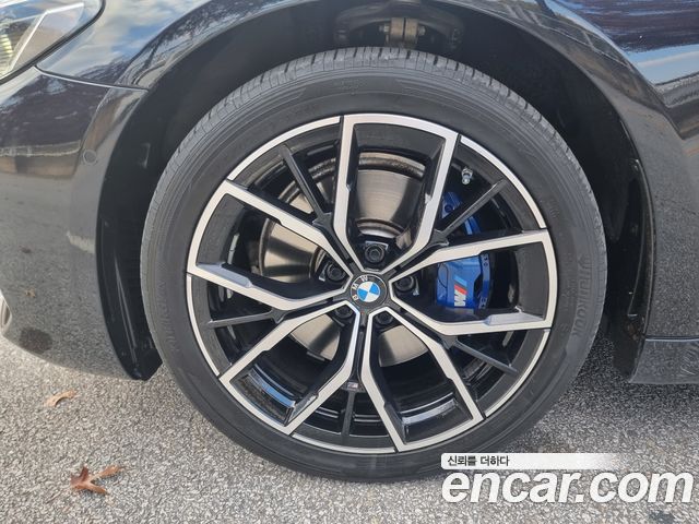 BMW 5 Series (G30) 530i xDrive M Sport Package 2023 — фото 21