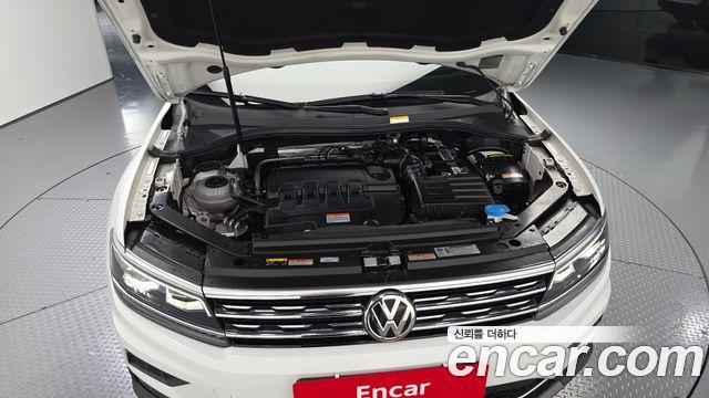 Volkswagen Tiguan (II) 2.0 TDI Prestige 2020 — фото 6