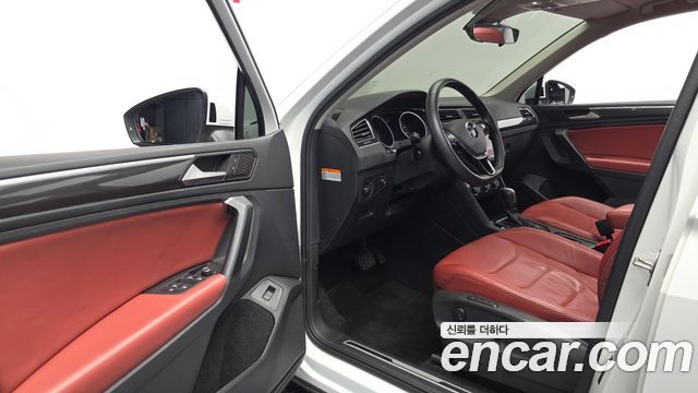 Volkswagen Tiguan (II) 2.0 TDI Prestige 2020 — фото 10