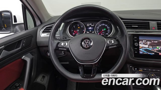 Volkswagen Tiguan (II) 2.0 TDI Prestige 2020 — фото 13