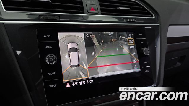Volkswagen Tiguan (II) 2.0 TDI Prestige 2020 — фото 16