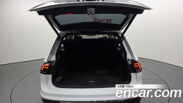 Volkswagen Tiguan (II) 2.0 TDI Prestige 2020 — фото 20
