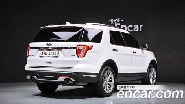 Ford Explorer 2.3 Limited 4WD 5th 2018 — фото 2