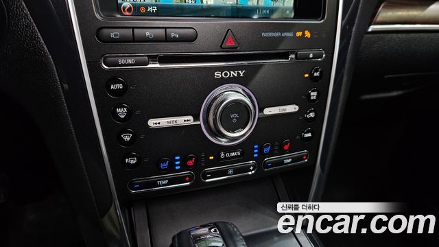 Ford Explorer 2.3 Limited 4WD 5th 2018 — фото 16