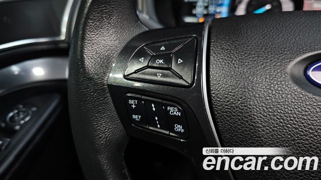 Ford Explorer 2.3 Limited 4WD 5th 2018 — фото 18