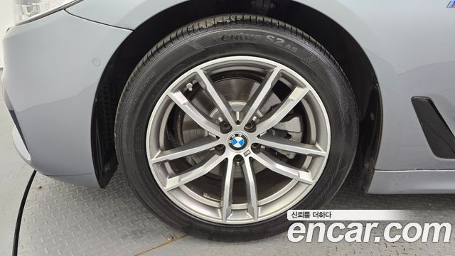 BMW 5 Series (G30) 520d M Sport package 2017 — фото 5