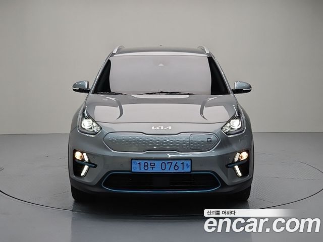 Kia Niro EV Noblesse 2022 — фото 2