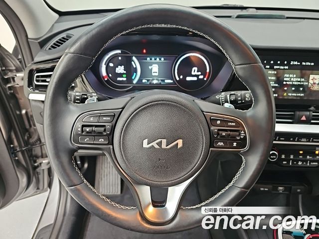 Kia Niro EV Noblesse 2022 — фото 9