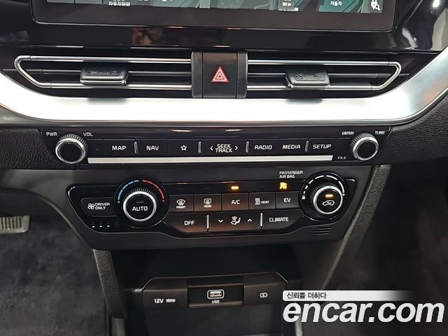 Kia Niro EV Noblesse 2022 — фото 10