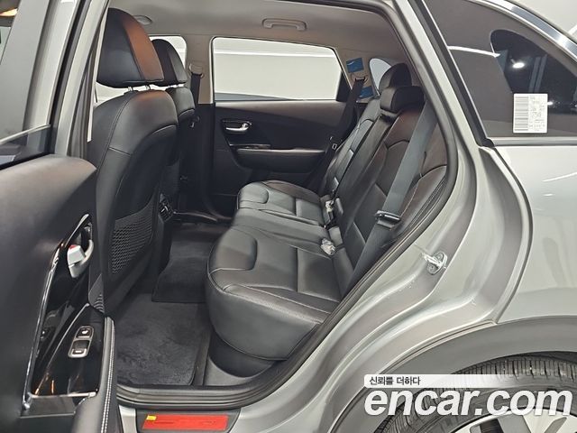 Kia Niro EV Noblesse 2022 — фото 16