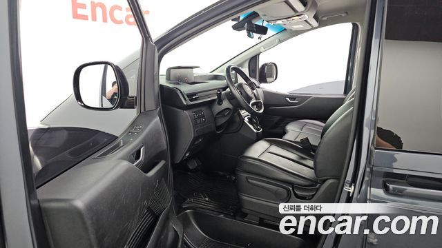 Hyundai Staria Cargo 3-Seater Modern 2022 — фото 10