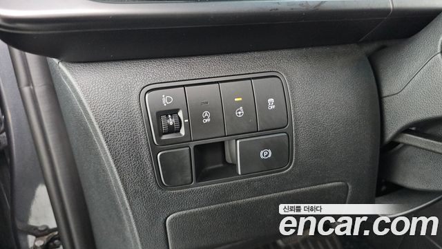 Hyundai Staria Cargo 3-Seater Modern 2022 — фото 16