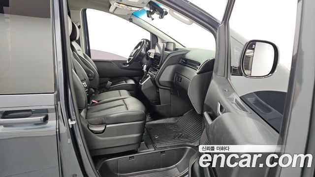 Hyundai Staria Cargo 3-Seater Modern 2022 — фото 18