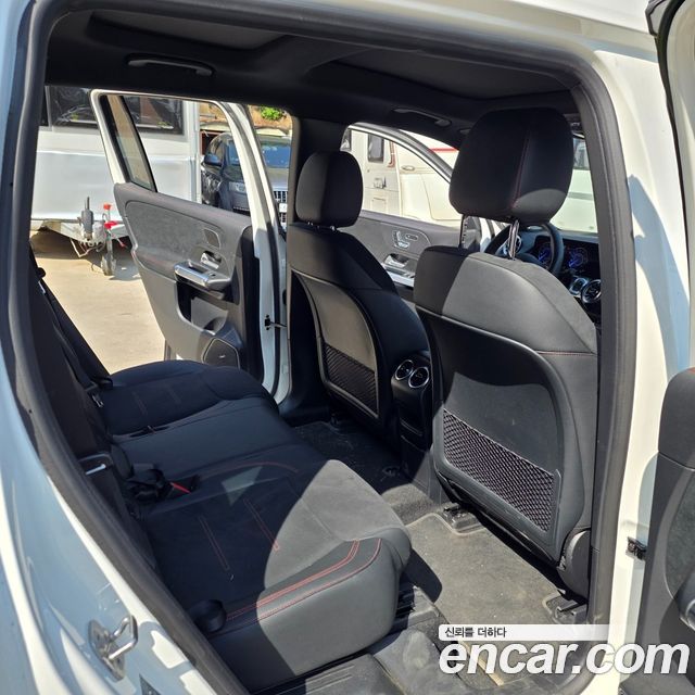 Mercedes-Benz EQB (X243) EQB300 4MATIC AMG Line 2025 — фото 15