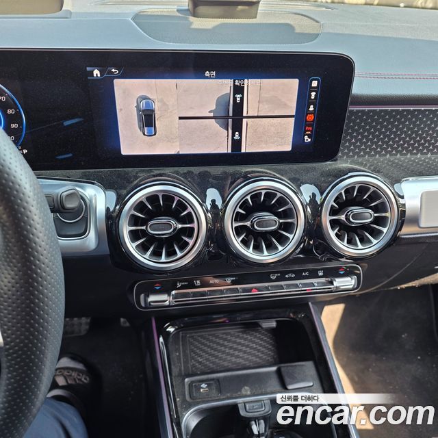 Mercedes-Benz EQB (X243) EQB300 4MATIC AMG Line 2025 — фото 20