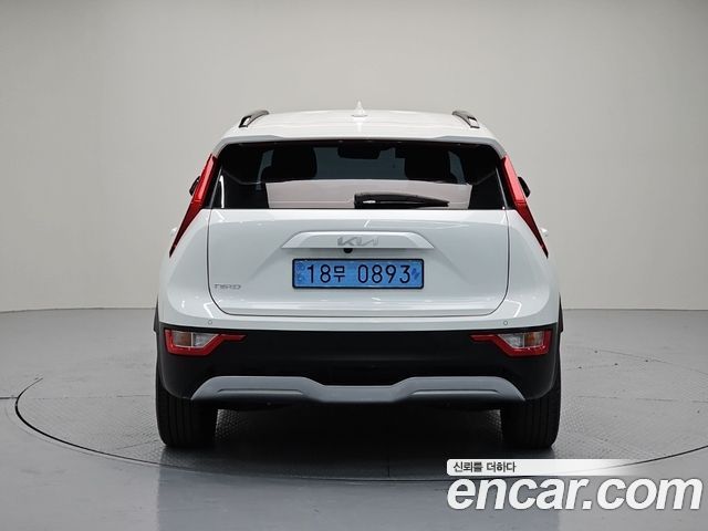 Kia Niro EV Air 2024 — фото 3